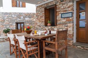 Fotografie z fotogalerie ubytování Loukia Apartments v destinaci Artemonas