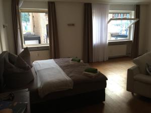 Posezení v ubytování Das Loreley Weinstuebchen + 37 fotografií