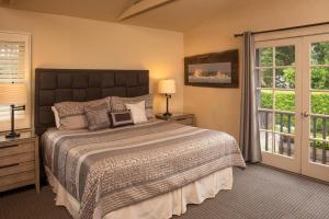 Gallery image of Carmel Country Inn in Carmel