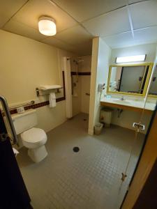 Bagno di Boarders Inn and Suites by Cobblestone Hotels - Ripon