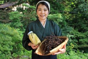 Majutusasutuse Shukubo Kansho-in Temple Sanrakuso külastajad