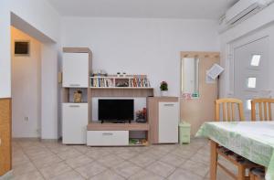Kuchyň nebo kuchyňský kout v ubytování Pool Apartments 624