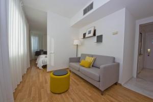 Posedenie v ubytovaní Aparthotel Atenea Valles