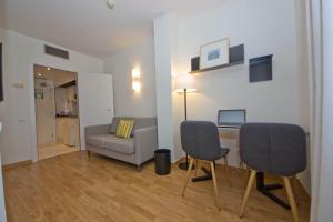 Posedenie v ubytovaní Aparthotel Atenea Valles