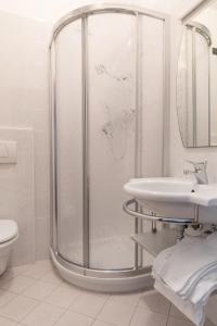 Koupelna v ubytování Hotel Sabrina