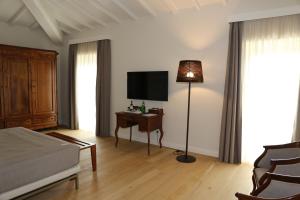 TV in/ali zabaviščno središče v nastanitvi Suite Greve in Chianti