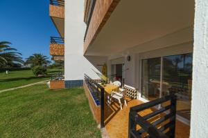 Vonkajšia záhrada v ubytovaní Apartamento HORIZON PARADISE - Primera linea de playa