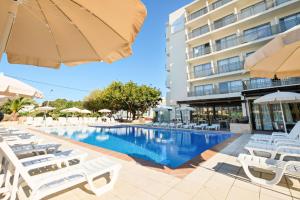 Πισίνα στο ή κοντά στο azuLine Hotel S'Anfora & Fleming