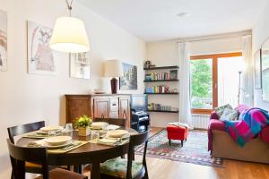 A kitchen or kitchenette at Flat in the heart of Pisa