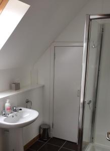 A bathroom at Heathfield Highland Estate
