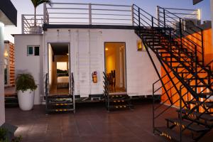 巴亚尔塔港Container Inn Hotel Aeropuerto的相册照片