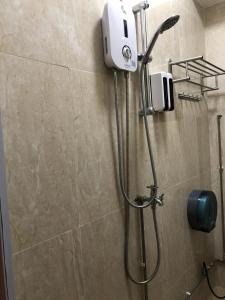 Ένα μπάνιο στο CapsulePod@Aljunied