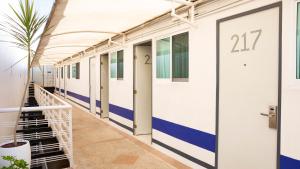 巴亚尔塔港Container Inn Hotel Aeropuerto的相册照片