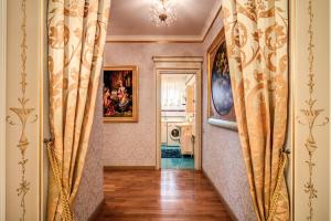 Koupelna v ubytování Domus Vittoria - The Luxury Quintessence