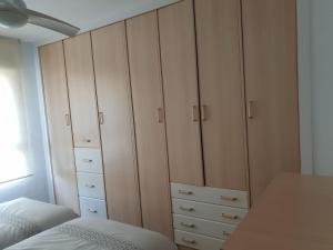 Posteľ alebo postele v izbe v ubytovaní En el cielo de Benidorm - Alteanos V