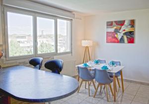 Afbeelding uit fotogalerij van Petit nid douillet Décines in Décines-Charpieu +10 foto's