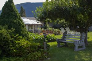 Κήπος έξω από το Genelle House B&B Guest House