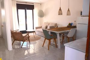Kuchyň nebo kuchyňský kout v ubytování Mas Boronat Resort