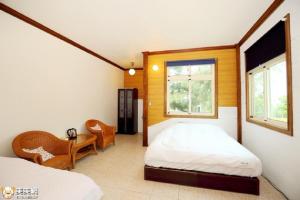 Gallery image of Lakeside Camping Resort in Gukeng