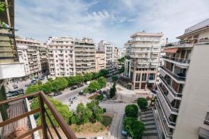 an aerial view of a city with tall buildings at Lori Margariti Sea View Flat in Thessaloniki