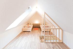 Postel nebo postele na pokoji v ubytování House DorMica