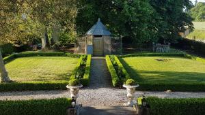 Zahrada ubytování Le Manoir de la Bigotière