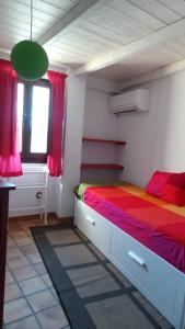 Ein Bett oder Betten in einem Zimmer der Unterkunft Vivienda rural fuente de los gusarapos