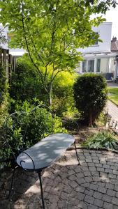 Ein Garten an der Unterkunft BnbMarlies