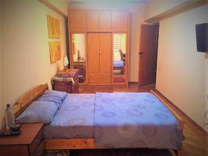 Postel nebo postele na pokoji v ubytování Spacious Apartment in Central Touristic Location + 13 fotografií