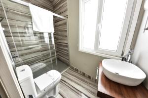 Koupelna v ubytování Almina Hotel - Special Class