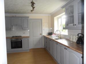 Gallery image of Tŷ Clûd in Llangefni +9 photos