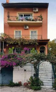 Vonkajšia záhrada v ubytovaní Corfu Pelekas Apartment + 14 fotografií