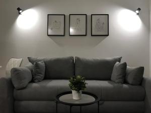 FK Apartments的休息区