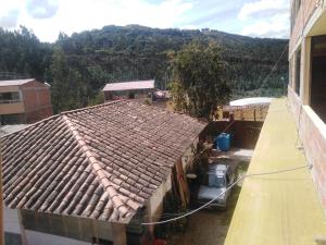 una vista aérea de un techo de un edificio en Casita Santa Ana, en Cusco