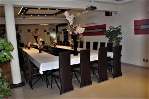 Restaurace v ubytování Grand Enclave
