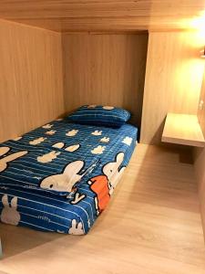 Postel nebo postele na pokoji v ubytování White Hunter B&B