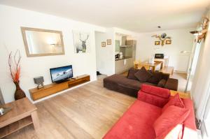 Telewizja i/lub zestaw kina domowego w obiekcie Finest Apartments Glacier View by All in One Apartments