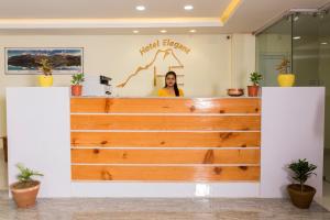Os clientes hospedados em Hotel Elegant