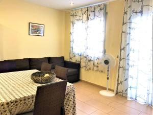 Posezení v ubytování Lloret Beach Apartments