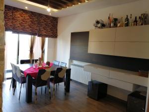Fotografie z fotogalerie ubytování LES Dunes De Faqra ( c duplex ) v destinaci Abū Mīzān