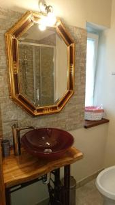 Koupelna v ubytování B&B Maison Odille