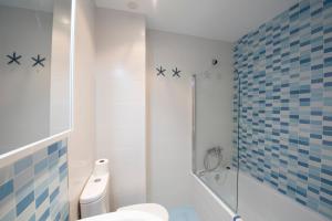 Ένα μπάνιο στο OH LA LIFE! PORTOSIN +24 φωτογραφίες