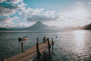 山林小屋周边自然景观