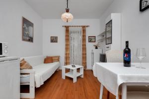 Fotografie z fotogalerie ubytování Tihana v destinaci Makarska