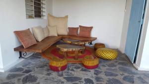 Seating area sa MADIROKELY HOUSE Nosy Be