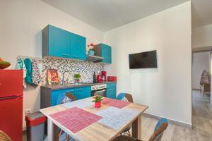 Kuchyň nebo kuchyňský kout v ubytování Apartment Amfiteatar Moris + 16 fotografií