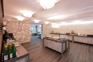 Kuchyň nebo kuchyňský kout v ubytování Hotel Birkenhof