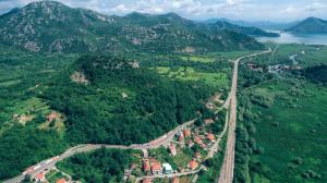 Imagen de la galería de Guest House Luna, en Virpazar 30 fotos más