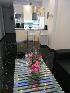 A kitchen or kitchenette at TOTANI LUX