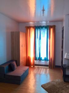 Istumisnurk majutusasutuses BUDGET FRIENDLY CONDO-STUDIO UNIT